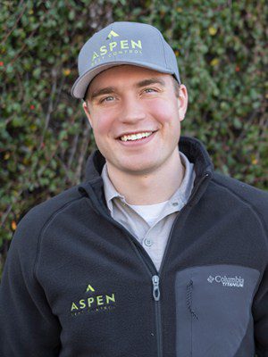 Donovan, Vancouver pest control technician